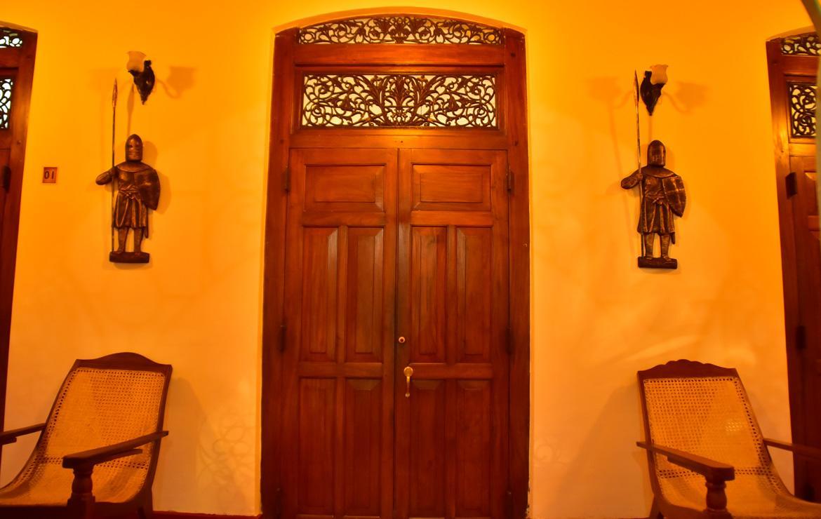 Hotel Walawwa Dutch House à Ja-Ela Extérieur photo